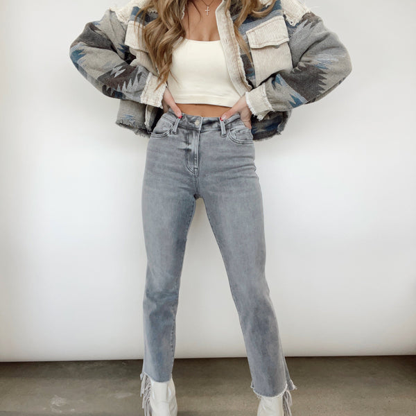 PRETTYLITTLETHING L30 Mid Wash Mom Jeans